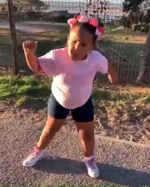 Friday mood lizzobe