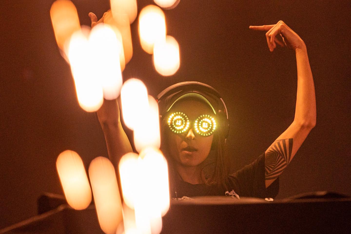 Hypnotized by offic