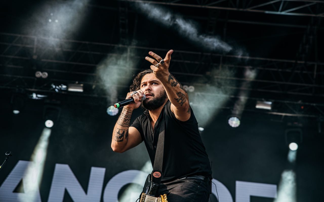 gangofyouths na dvo