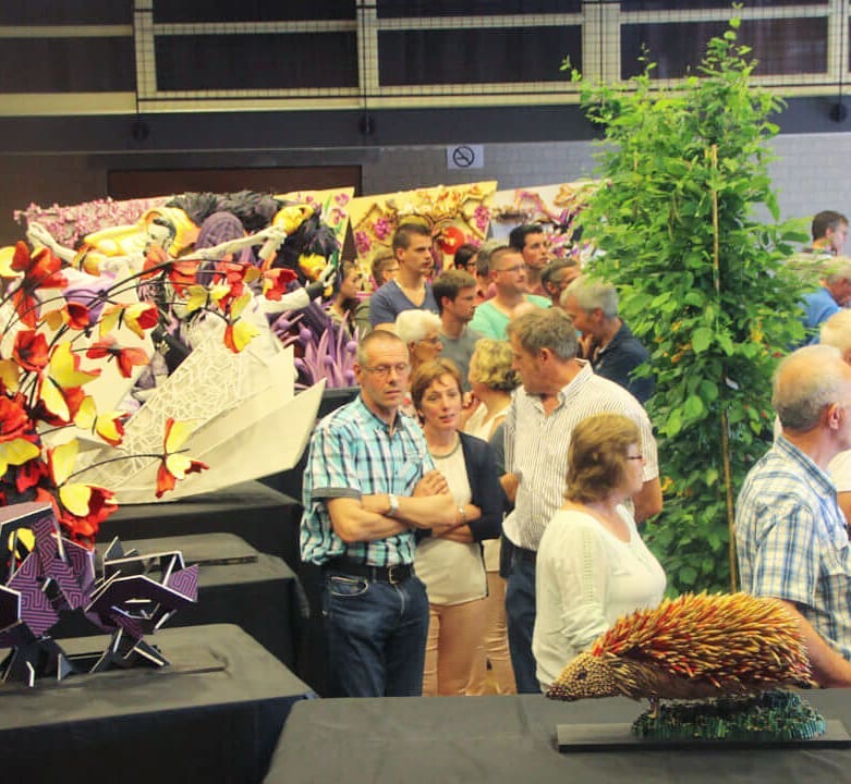Bezoekers en inwoner