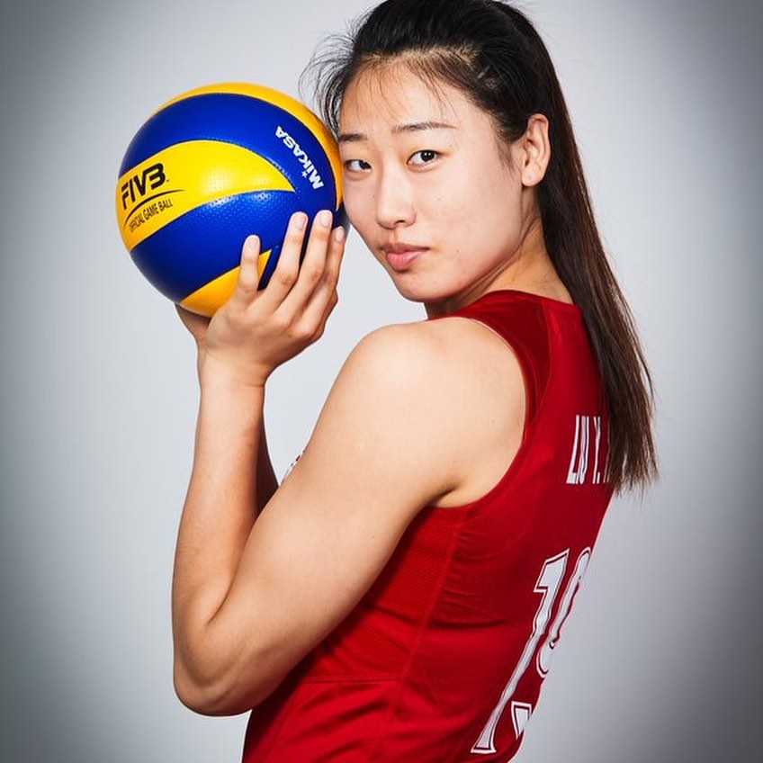 VNLWomen Athlete L