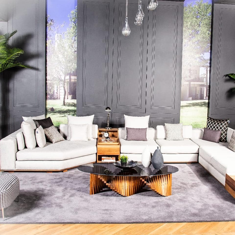 Modis Sofa produce q