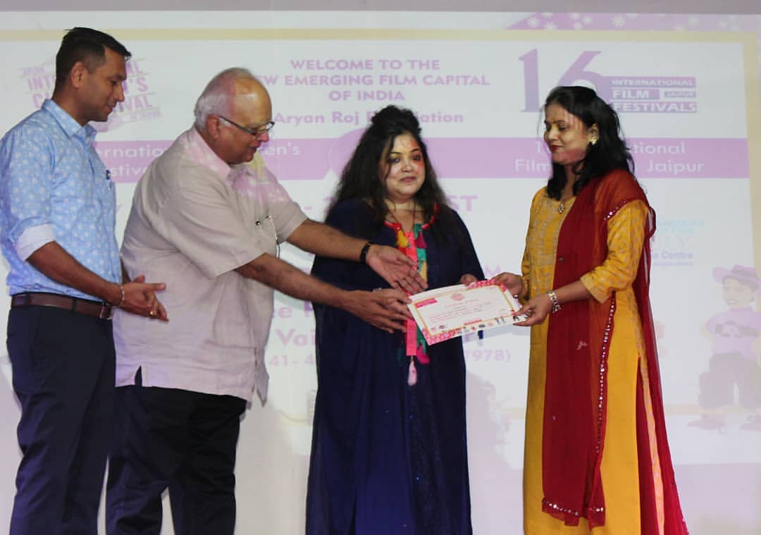 Award winners at Ary