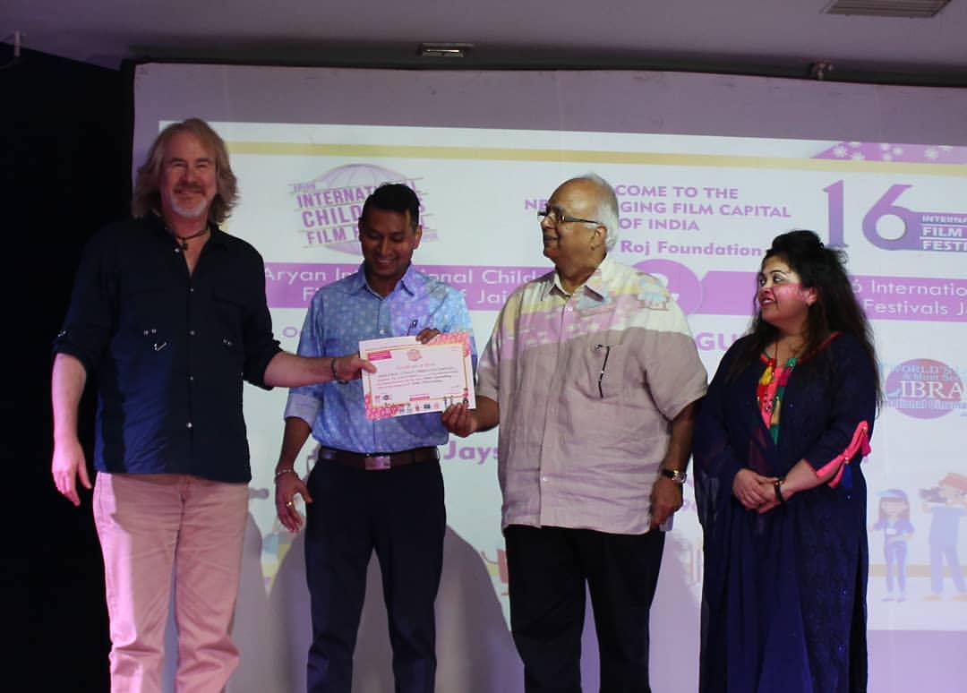 Award winners at Ary
