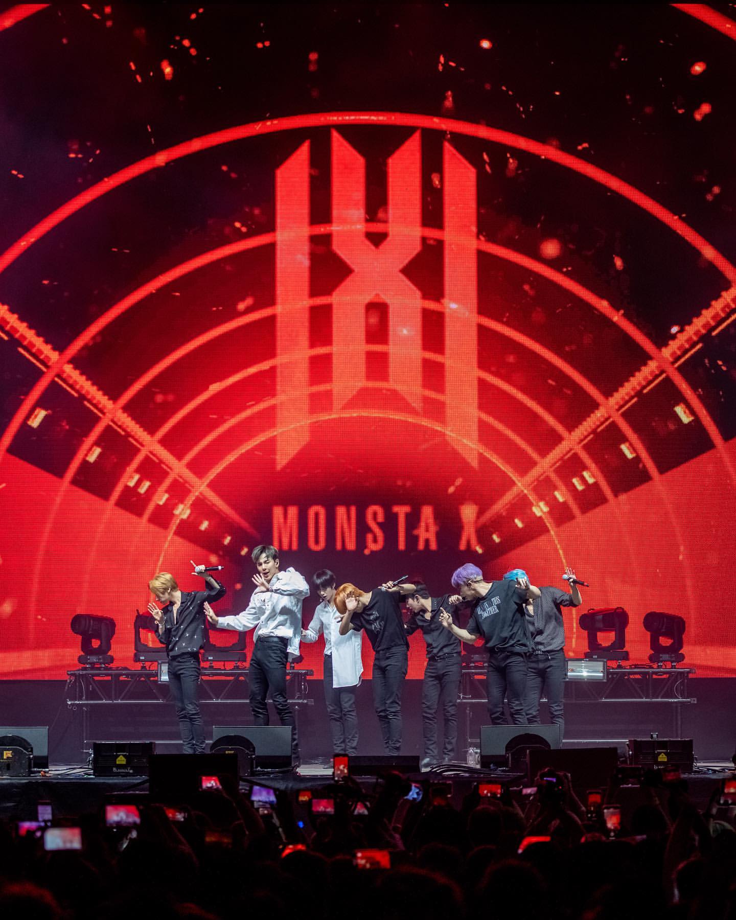 LOVE U MONSTAX 