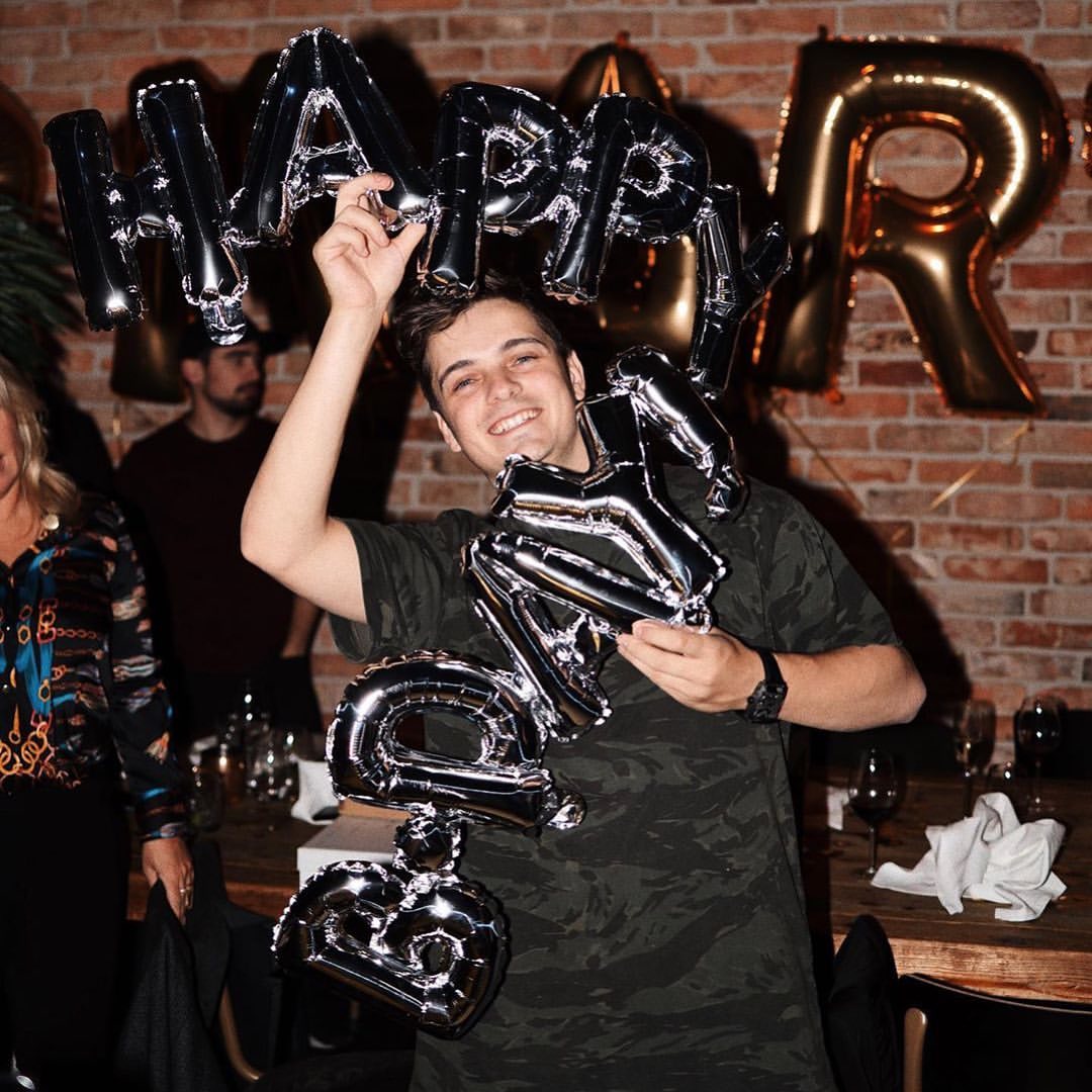 Happy Birthday mart