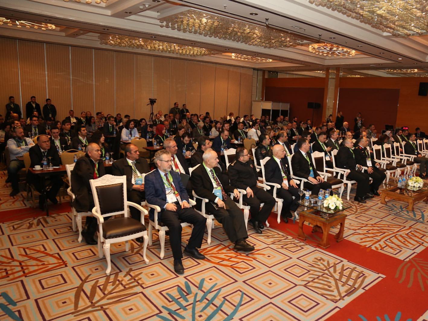 ISAF EXCLUSIVE 2020 