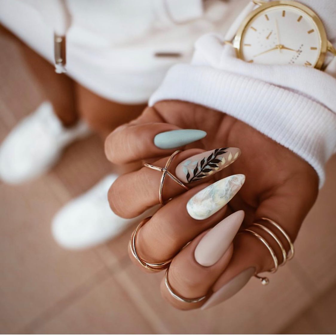 Nail techs are reall