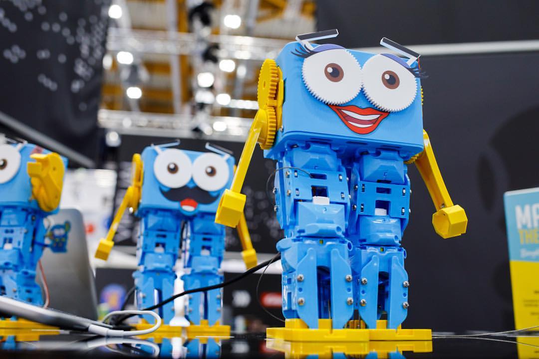Robots at the Tech2P