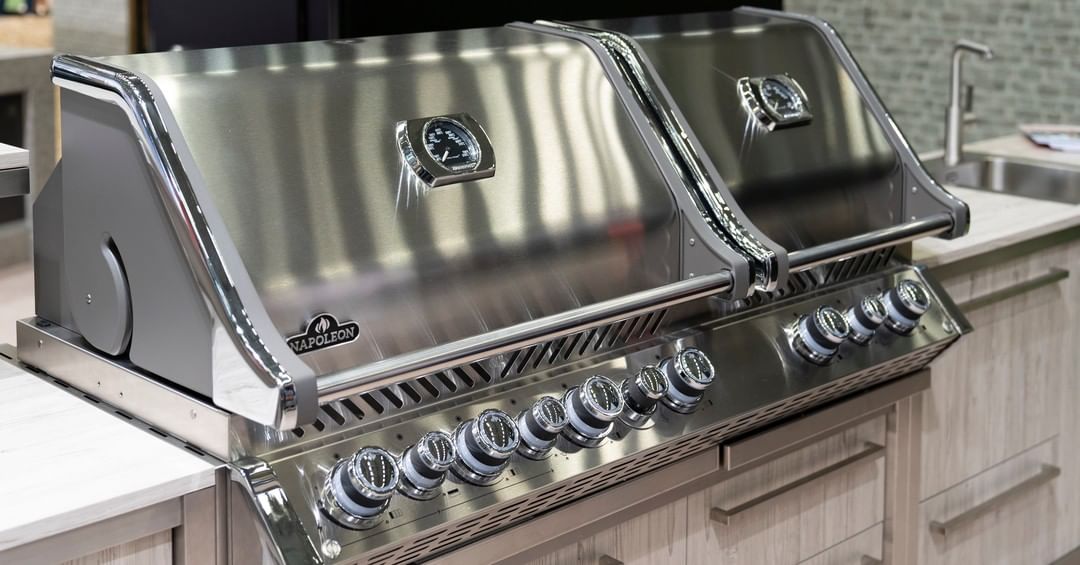 An Outdoor Kitchen d
