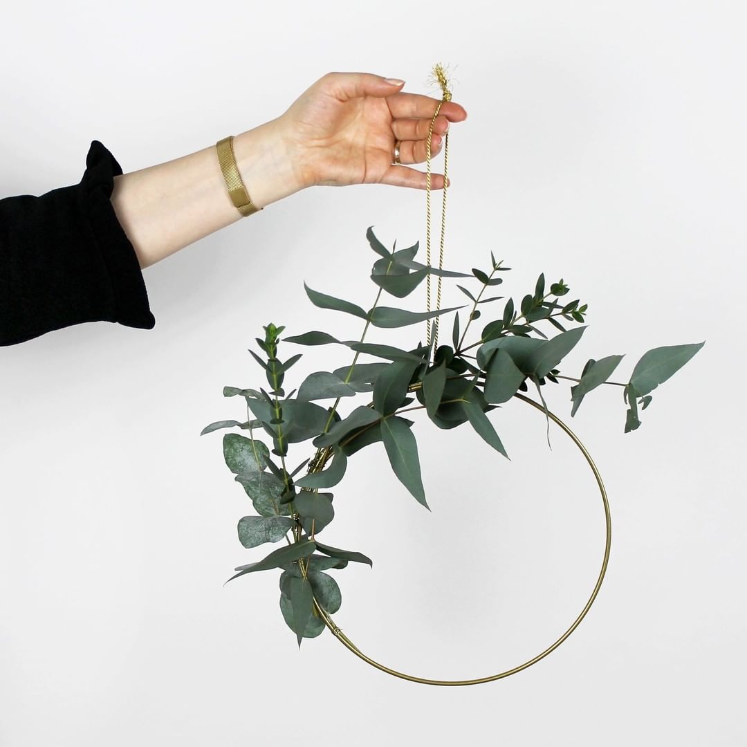 Simple metal rings d