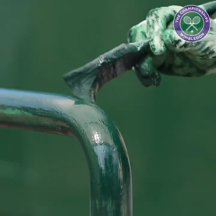 Applying the finishi