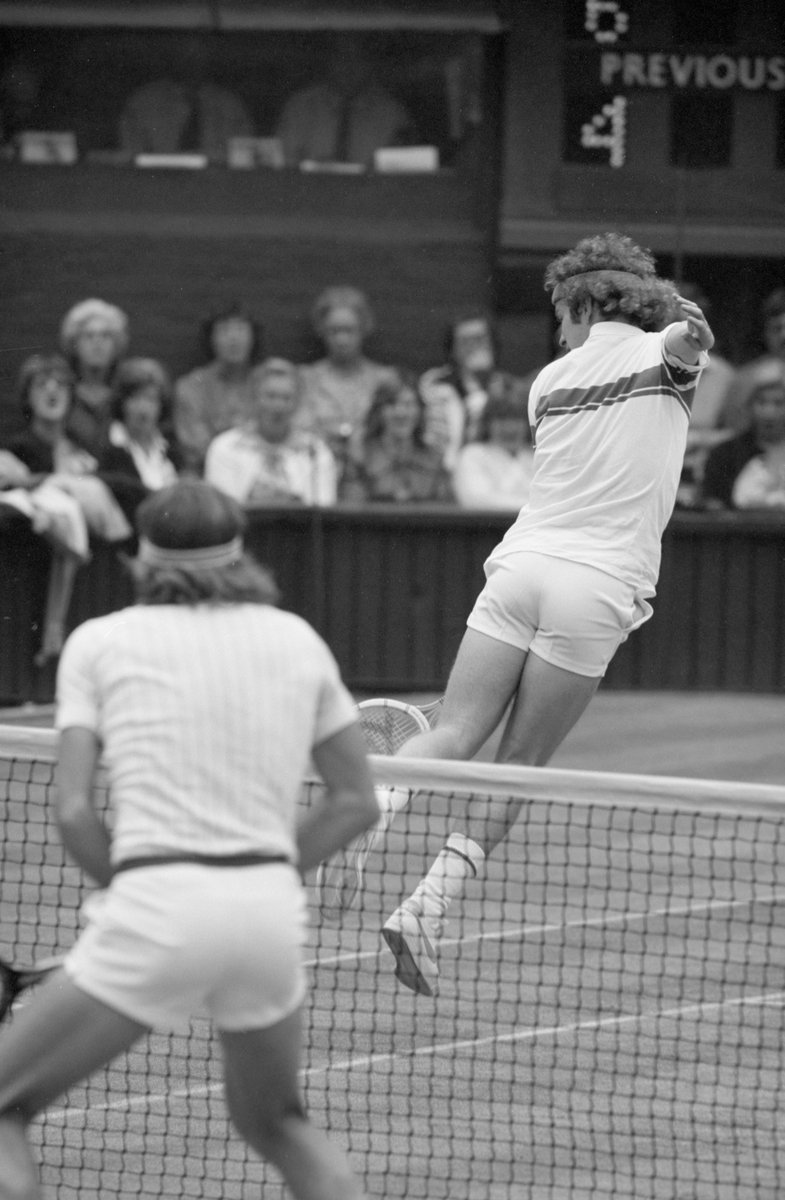  Bjorn Borg vs J